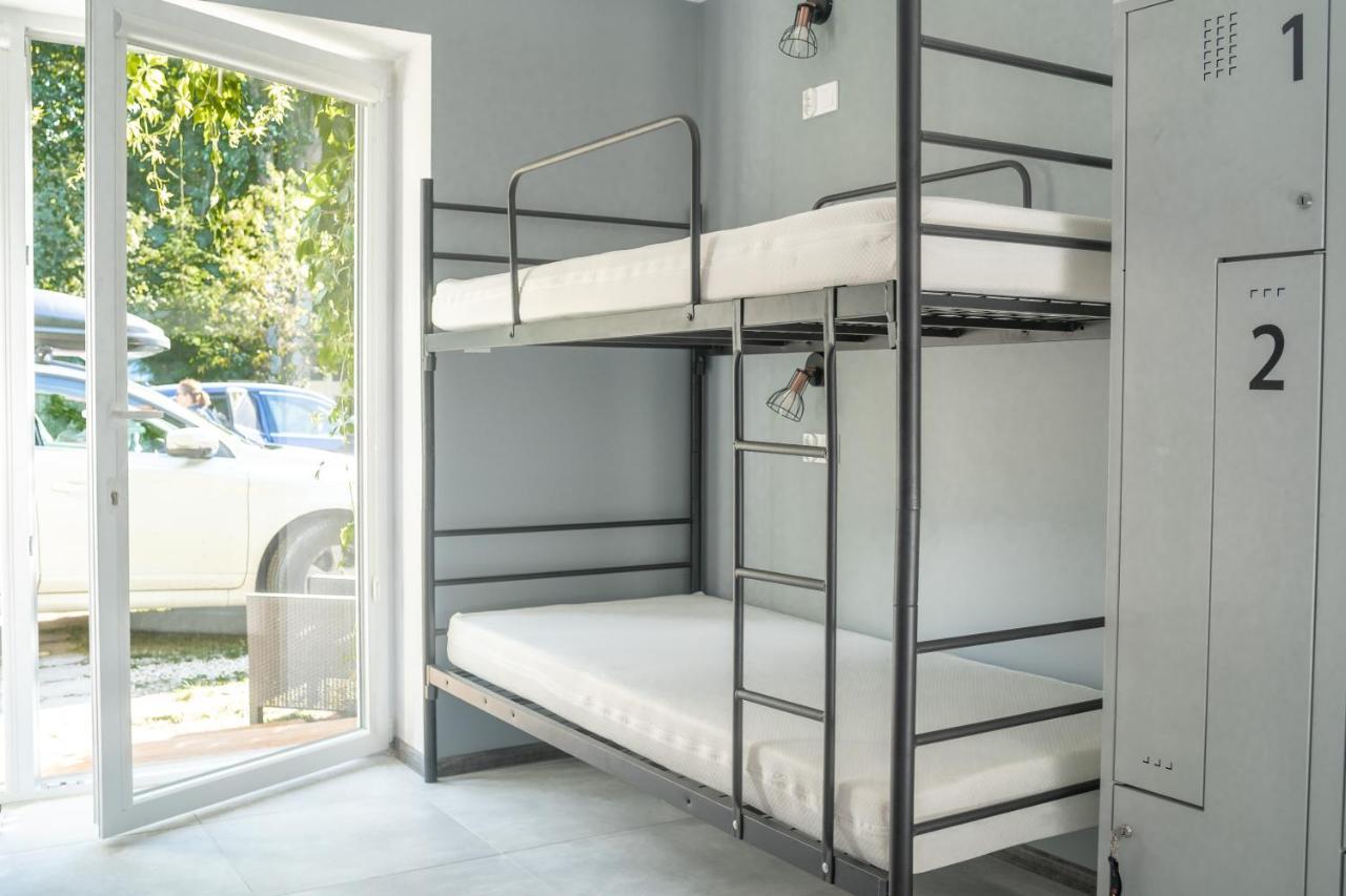 Pod Cyprysami - Surf & Family Resort ياستارنيا المظهر الخارجي الصورة