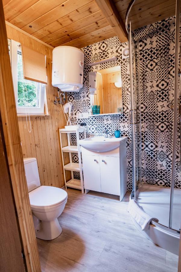 Pod Cyprysami - Surf & Family Resort ياستارنيا المظهر الخارجي الصورة