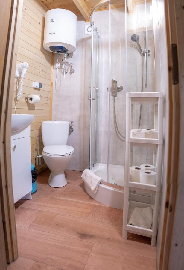 Pod Cyprysami - Surf & Family Resort ياستارنيا المظهر الخارجي الصورة